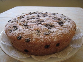 Torta con uvetta (ricetta di netenzo@libero.it)