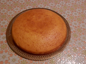 Torta morbida con aroma all'arancia