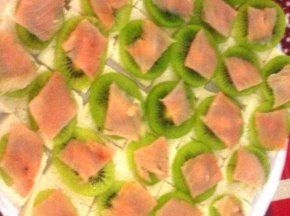 Tartine super semplici kiwi e salmone