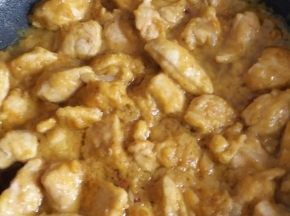 Bocconcini di filetto di pollo al curry
