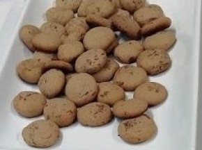 Biscotti rustici con farina di castagne e cioccolato