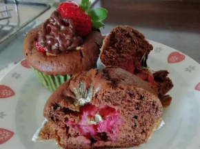 Muffin cuor di fragola ai 2 cioccolati