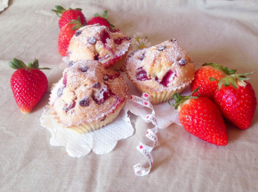 Muffin con fragole e gocce di cioccolato🍓