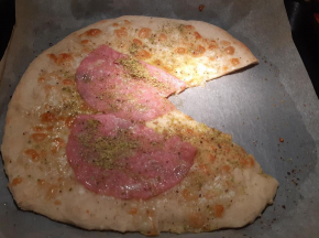 Pizza mortadella e pistacchio