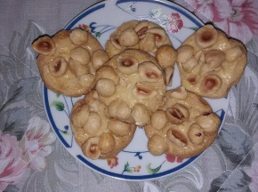 Biscotti con nocciole