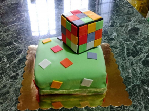 Torta cubo di Rubik