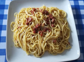 spaghetti con pancetta