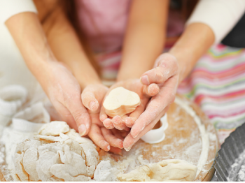 Festa della Mamma: come coccolarla con golose ricette e regali fai-da-te!