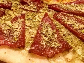 Pizza al pistacchio