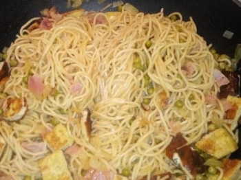Spaghetti cinesi alla cantonese