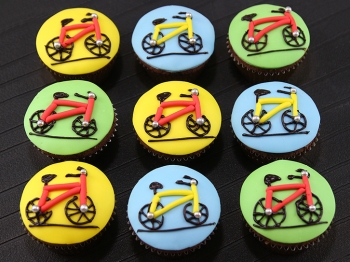 Cupcake decorati a tema bicicletta