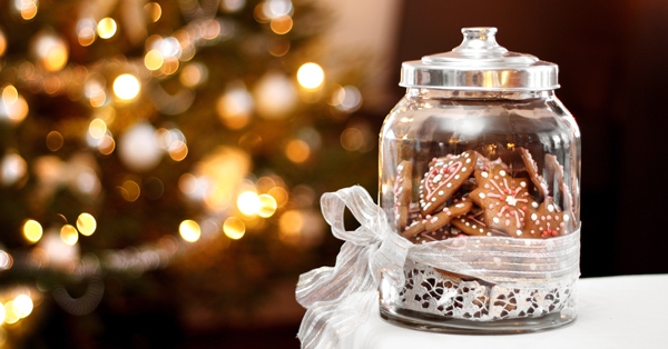 Regali di Natale fai da te: i dolcetti in barattolo da preparare con i bambini