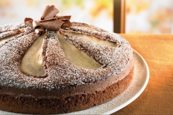 Torta cioccolato e pere: la ricetta di un dessert goloso e sfizioso