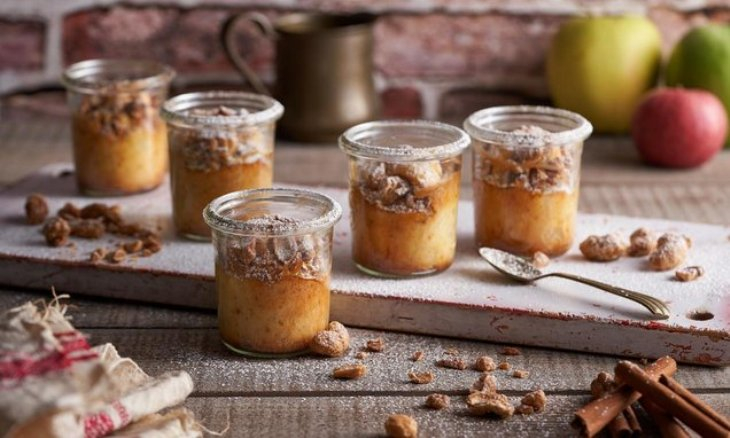 Tortini di mele e yogurt: un dolce al cucchiaio facile e veloce, leggero e gustoso