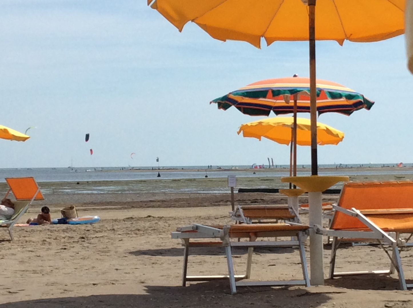 immagine post Al mare: spiaggia o sassi?