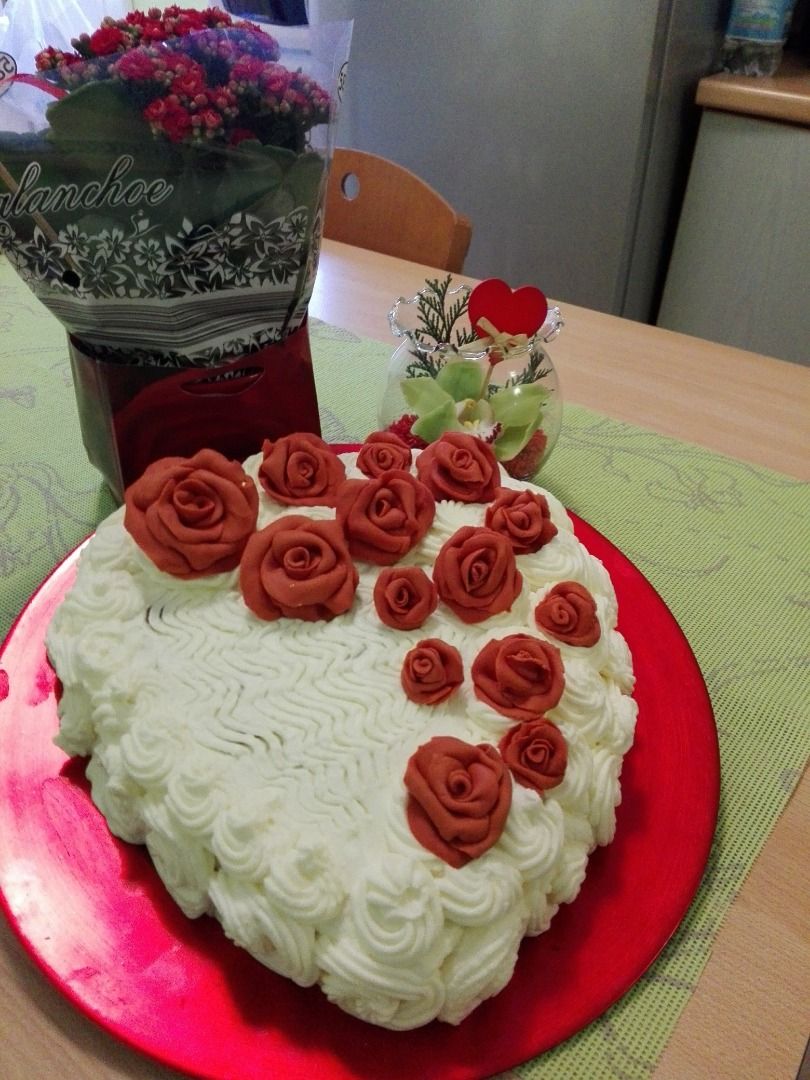 immagine post Torta festa della mamma tripudio di rose