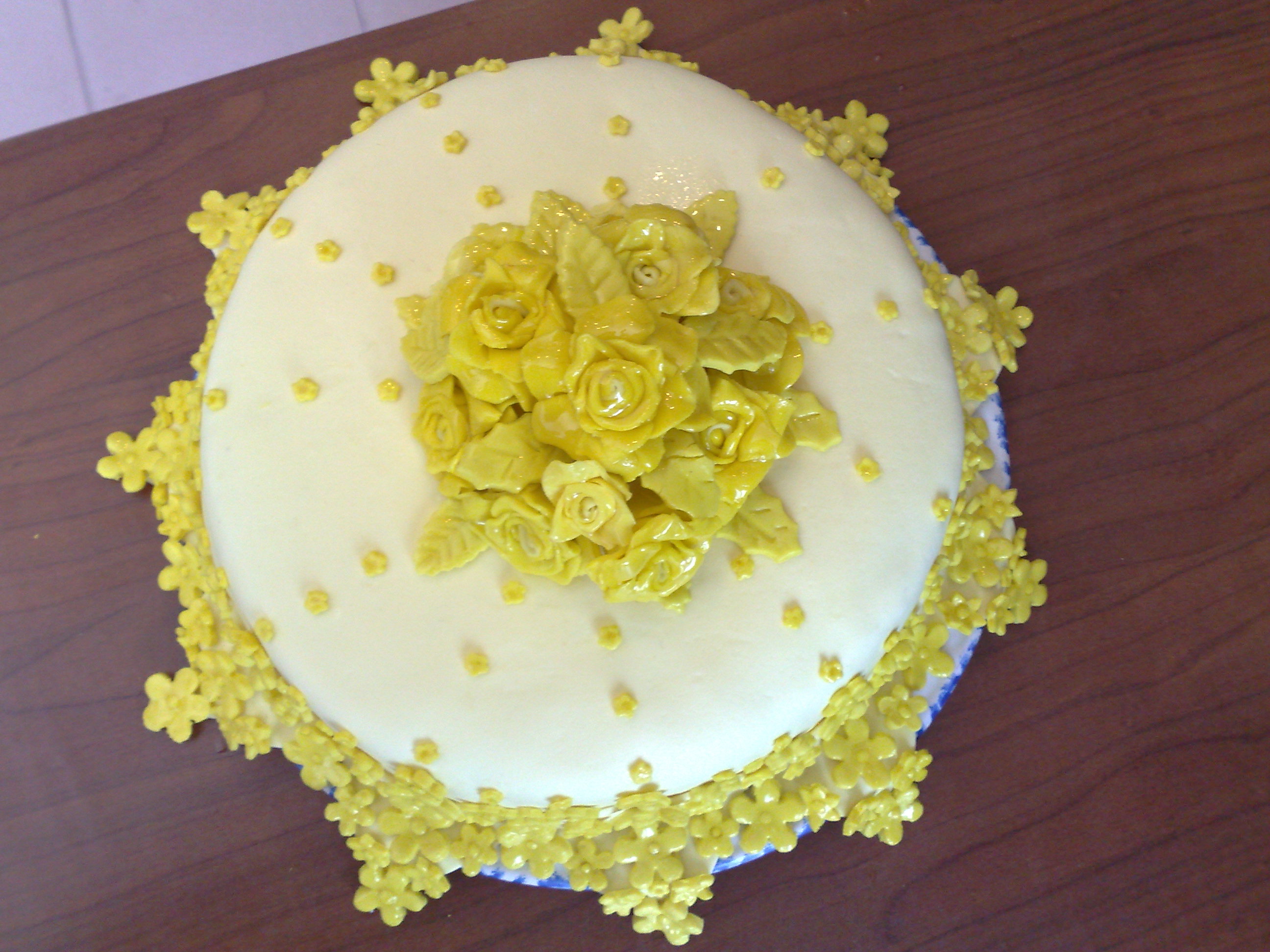 torta bouquet di rose gialle