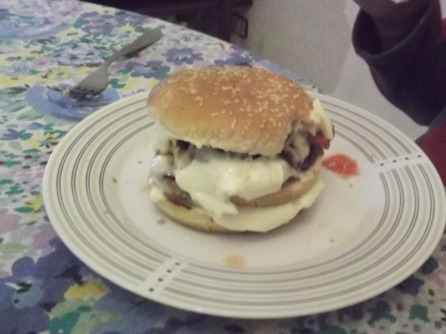 Hamburger della casa (House burger)