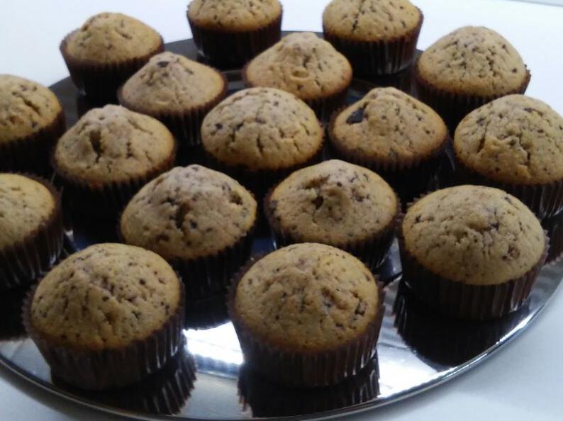 Muffin con gocce di cioccolato (con burro)
