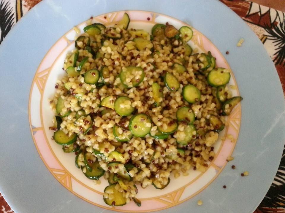 Quinoa con zucchinette croccanti