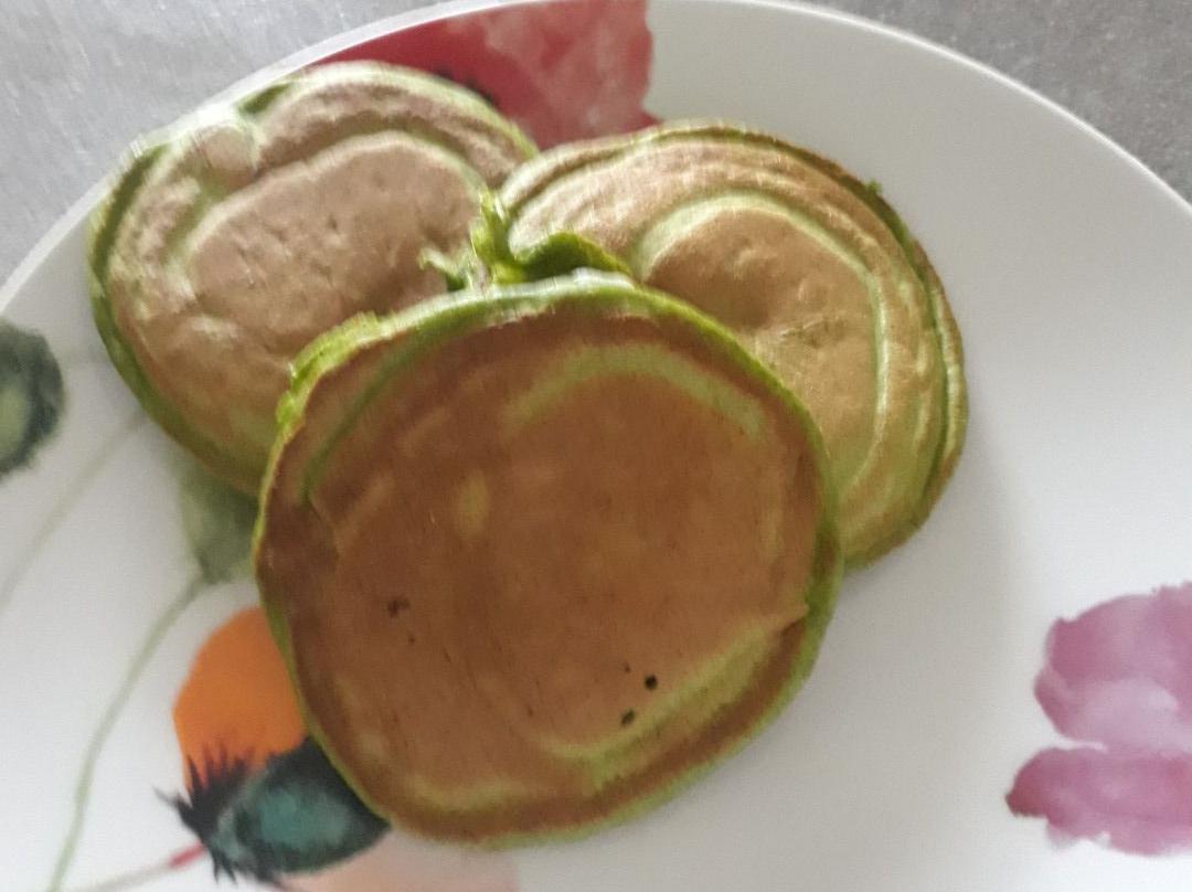 Pancake agli spinaci con sorpresa