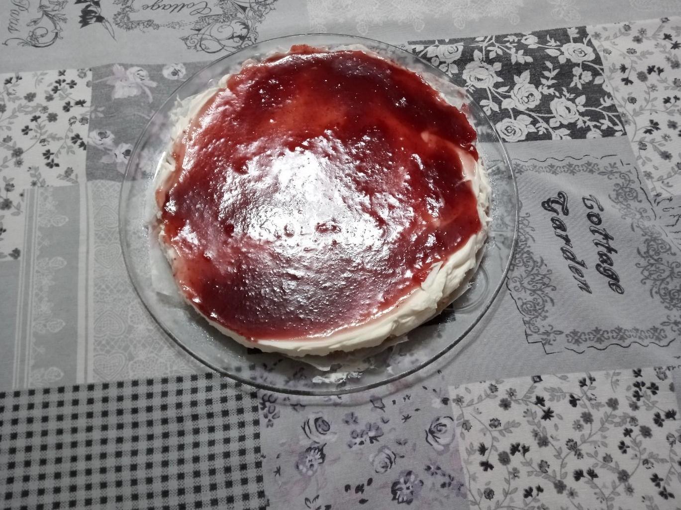 Cheesecake con marmellata di fragole