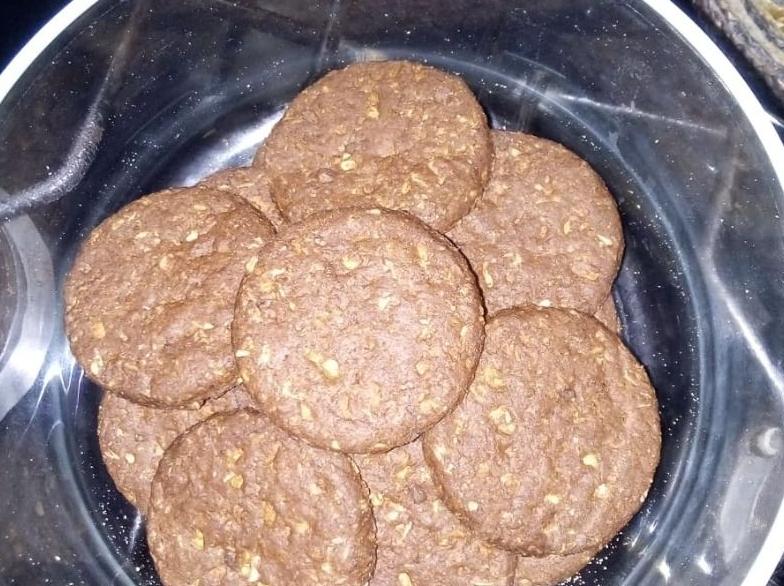 biscotti cacao e nocciole