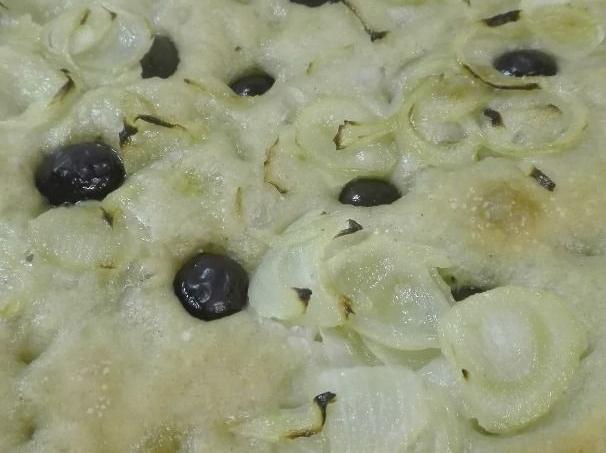 focaccia con cipolle e olive