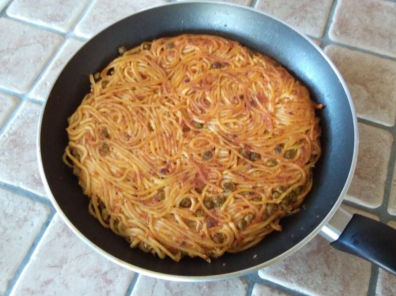 Frittata di spaghetti al ragù
