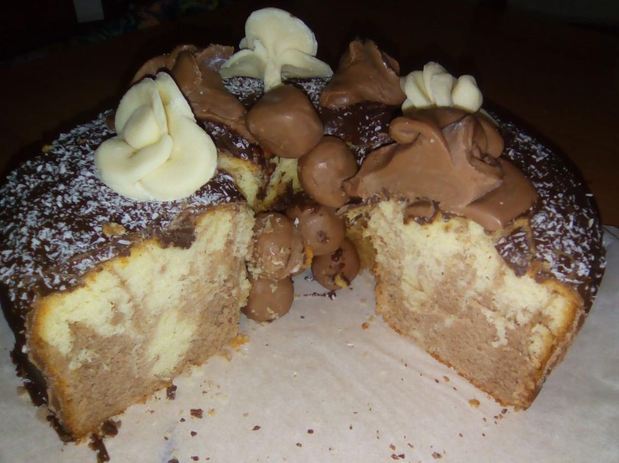 Chiffon cake cioccolato e cocco