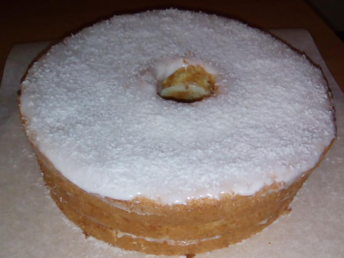 Chiffon cake bianca con crema al limone e cocco