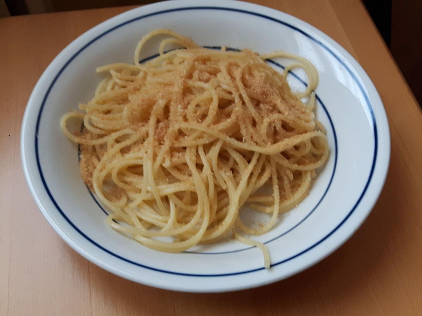 Spaghetti aglio olio e peperoncino alla siciliana