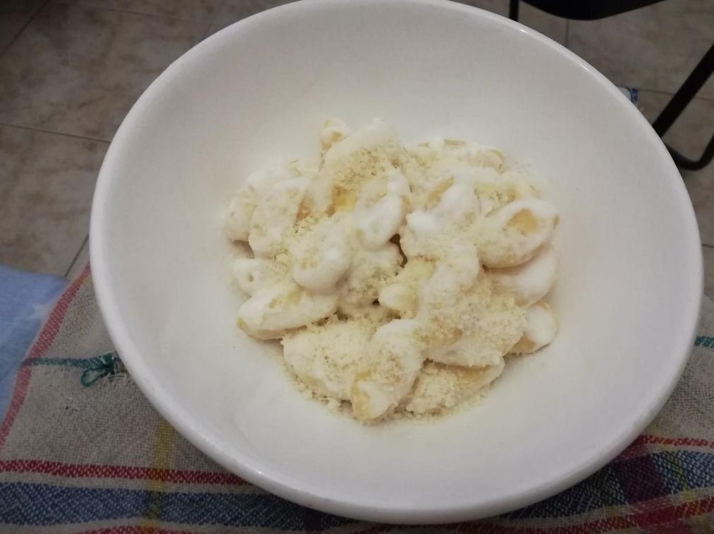 Gnocchi di patate con crema al parmigiano