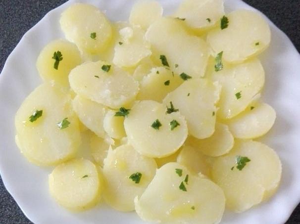 Insalata di patate al limone