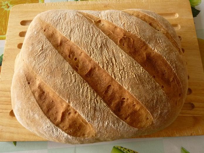 Quadrotti di pane con farina di segale