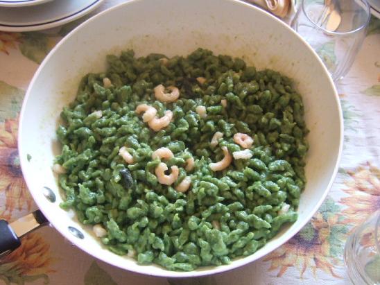 Spatzle agli spinaci e gamberetti